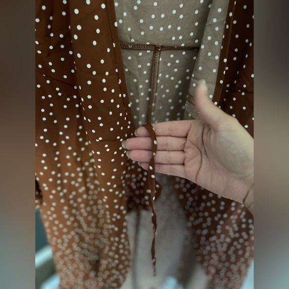 🚨NWT. Brown long sleeve wrap dress with white polka dots. Small. Bellanblue - Picture 10 of 12